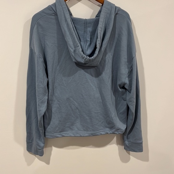 Fabletics baby blue quarter zip hoodie size large - Picture 5 of 5